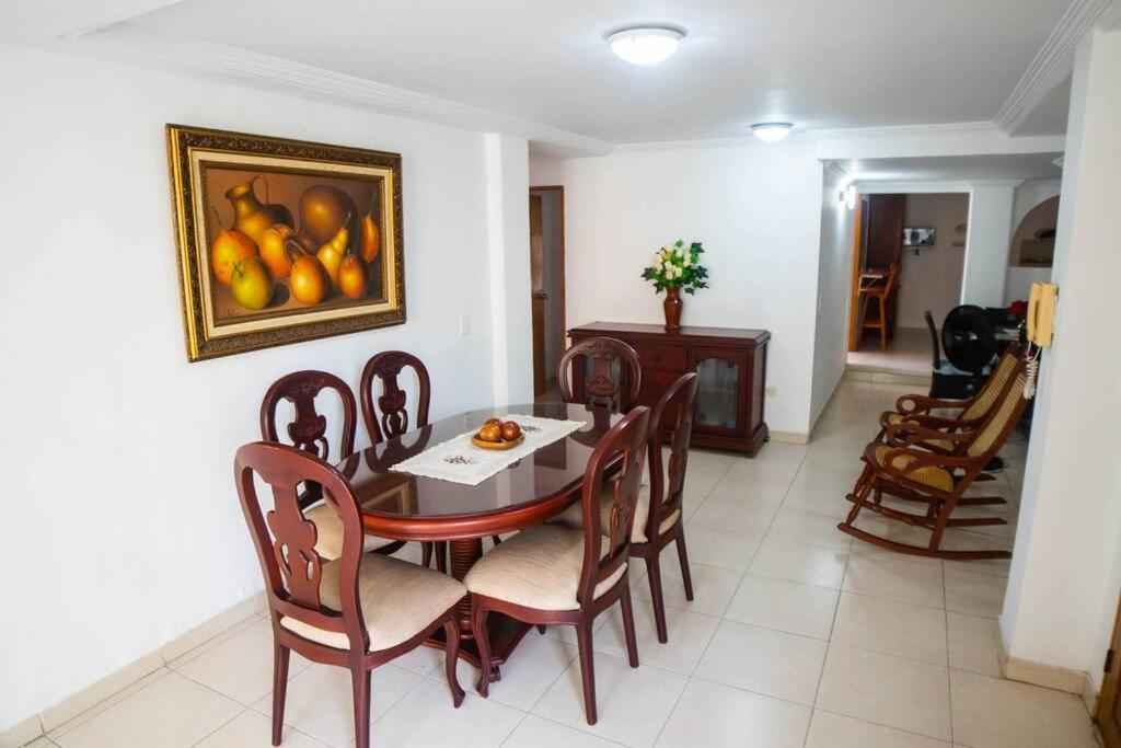 Hermoso Apto A 5 Minutos Del Centro Historico Apartment Cartagena Luaran gambar